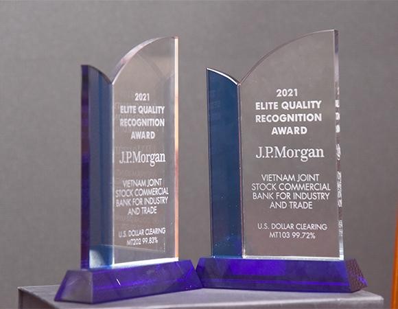 VietinBank đón nhận 2 giải thưởng do JPMorgan trao tặng ảnh 1