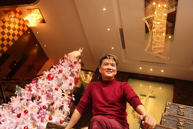 Đàm Vĩnh Hưng lần đầu "khoe" biệt thự sang trọng ảnh 8
