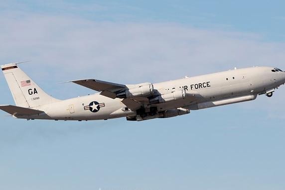 Hệ thống radar Nga theo dõi sát máy bay E-8C Mỹ ở Biển Đen ảnh 1