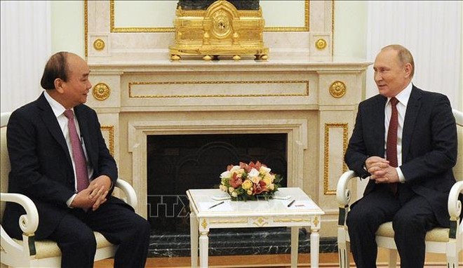 Chủ tịch nước Nguyễn Xuân Phúc hội đàm và dự chiêu đãi của Tổng thống Nga Vladimir Putin ảnh 2