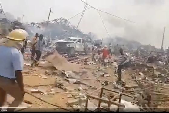 Nổ xe chở mìn ở Ghana, hàng chục người có thể đã chết ảnh 1