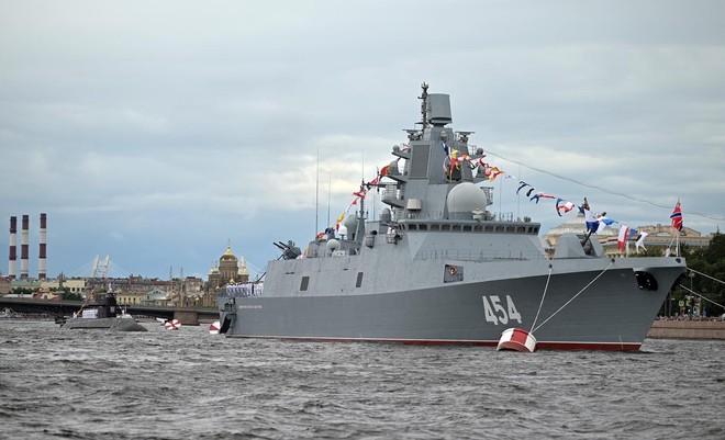 Loạt tàu chiến, máy bay Nga tham gia duyệt binh Ngày Hải quân ảnh 4