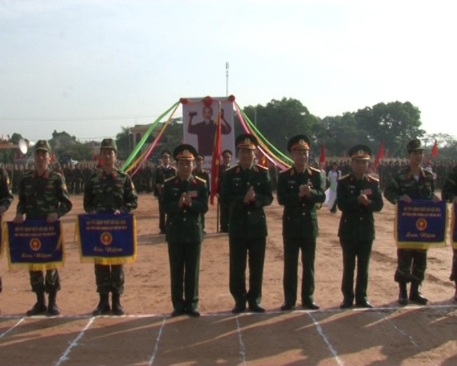 Hội thao quốc phòng vũ trang Bộ Tư lệnh Thủ đô năm 2013 ảnh 2