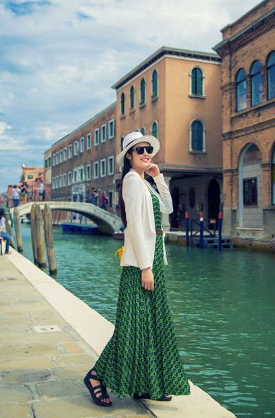 Hoa hậu Ngọc Hân lãng mạn tại Venice ảnh 5
